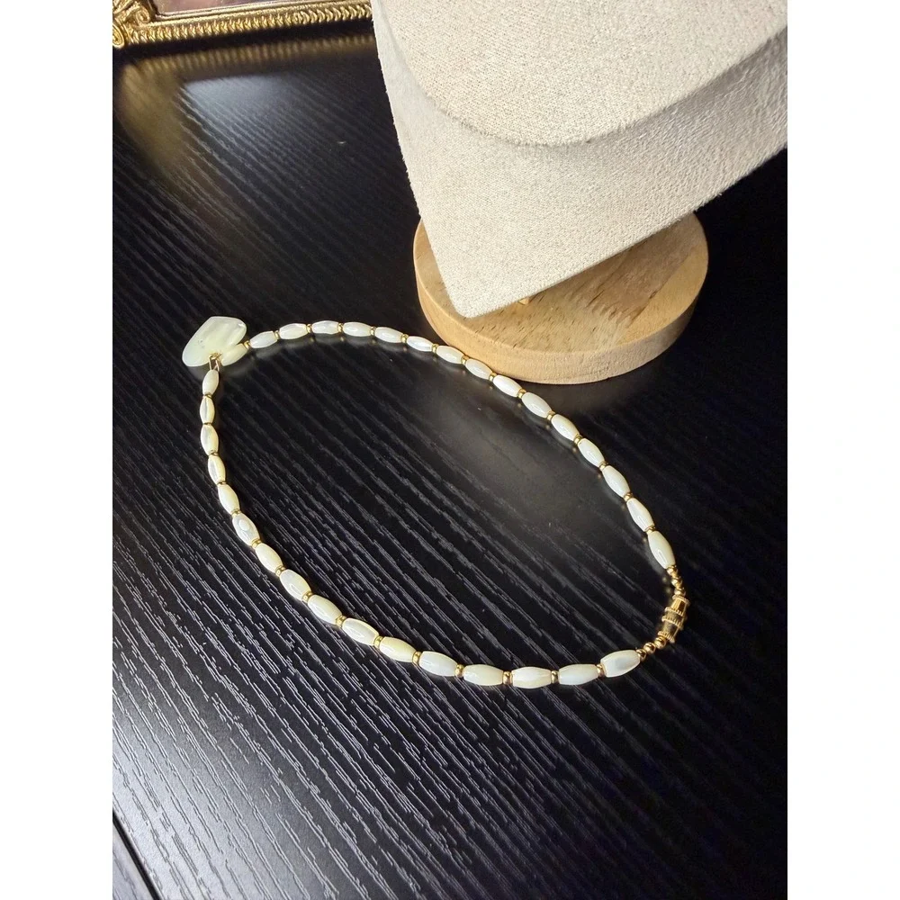 Vintage Mother of Pearl Heart Pendant Necklace Rice Bead Gold Tone 16.5 Inch
